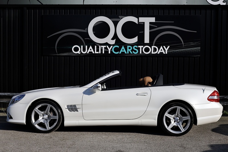 Mercedes-Benz SL 350 AMG Sport Pack AMG Sports Pack + £10k Options + Pano Roof Image 1