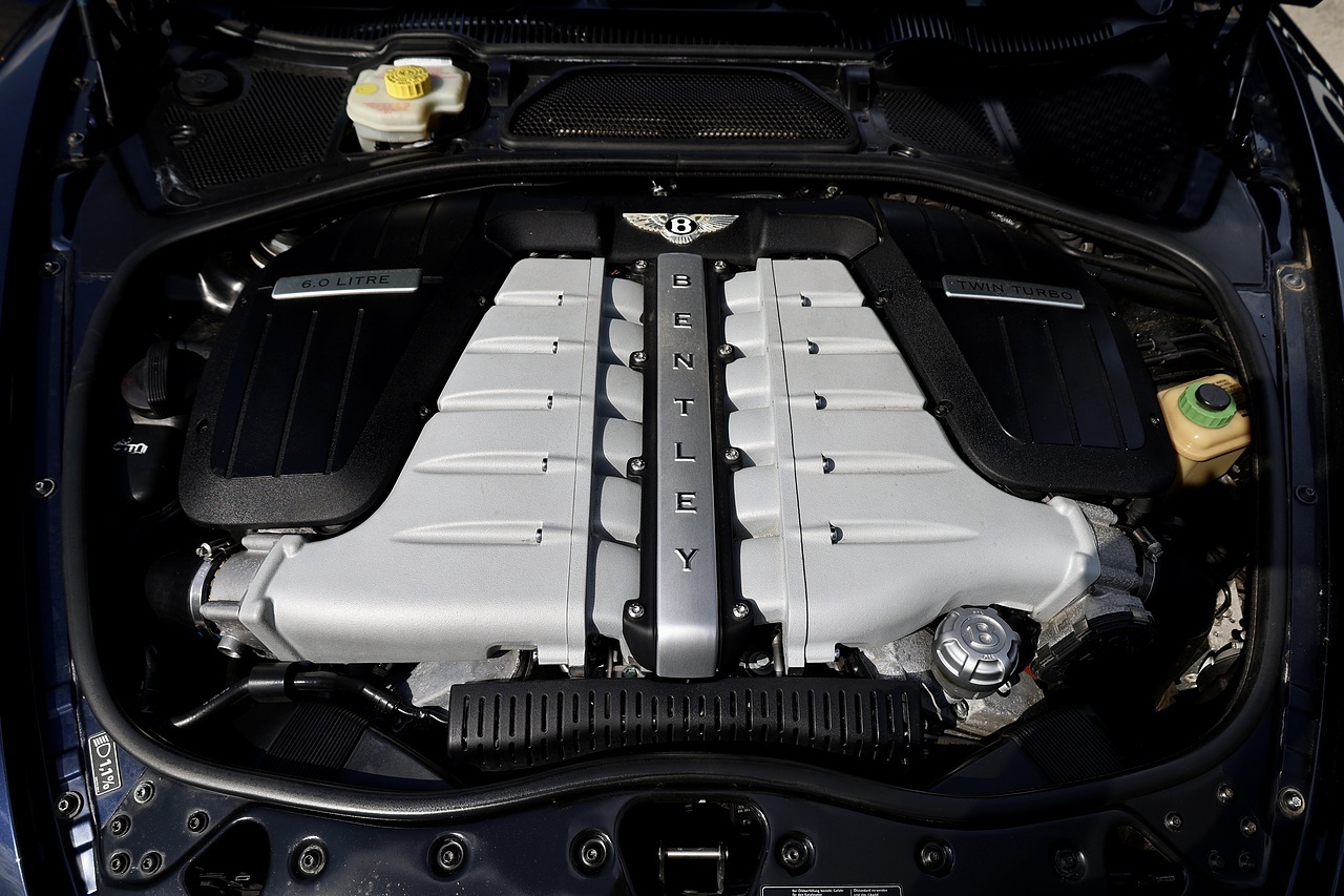 Bentley Continental GTC W12 Rare Specification + Beautiful Condition - Large 17