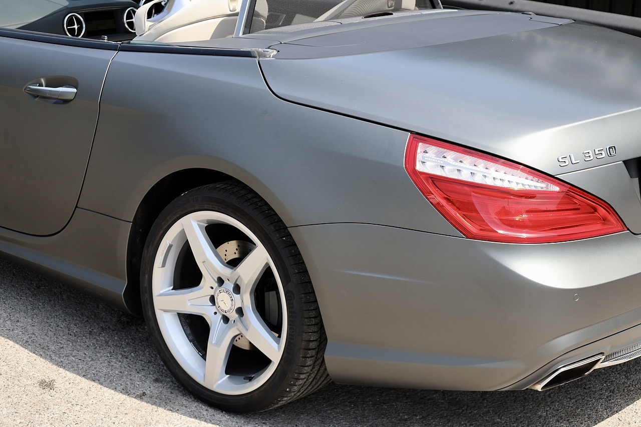 Mercedes-Benz SL 350 AMG Sports Pack 1 Owner + £13,500 Cost Options + Very Rare - Large 24