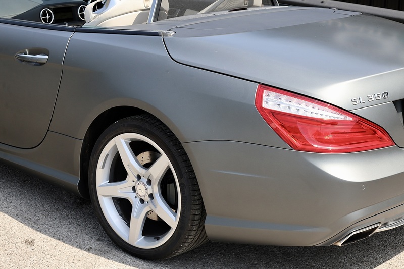Mercedes-Benz SL 350 AMG Sports Pack 1 Owner + £13,500 Cost Options + Very Rare Image 24