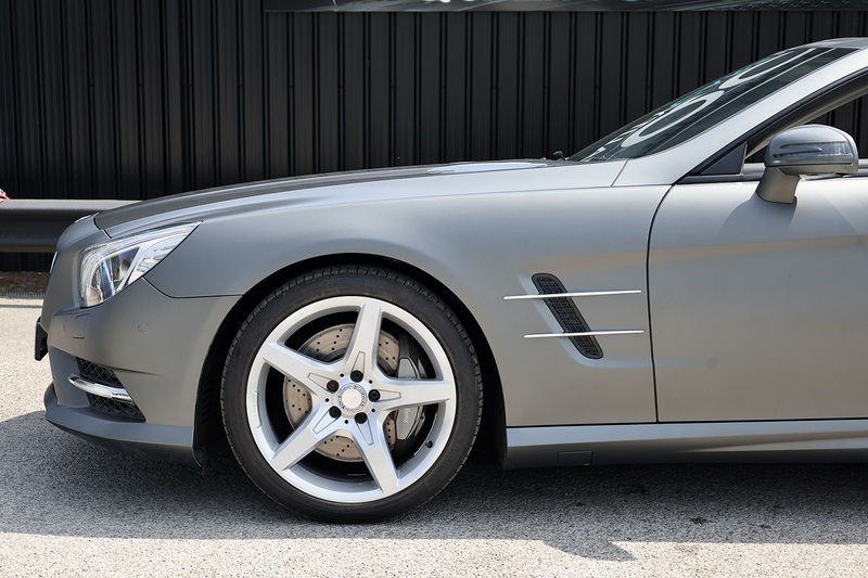 Mercedes-Benz SL 350 AMG Sports Pack 1 Owner + £13,500 Cost Options + Very Rare Image 22