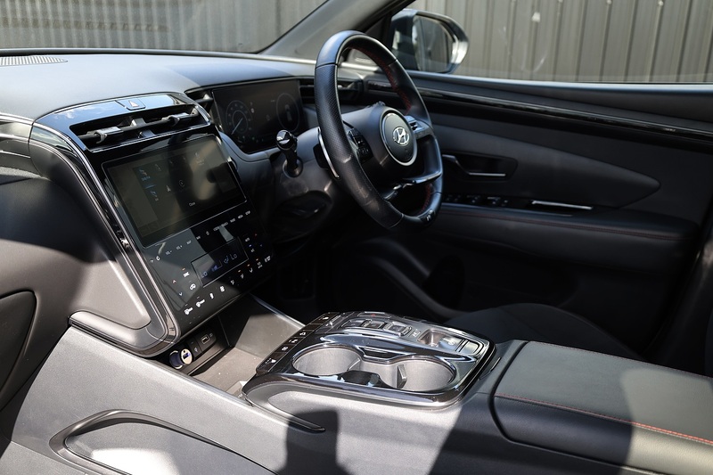 Hyundai TUCSON N Line Hybrid Tucson N Line Hybrid 1.6 5dr SUV Automatic Petrol Hybrid Image 8