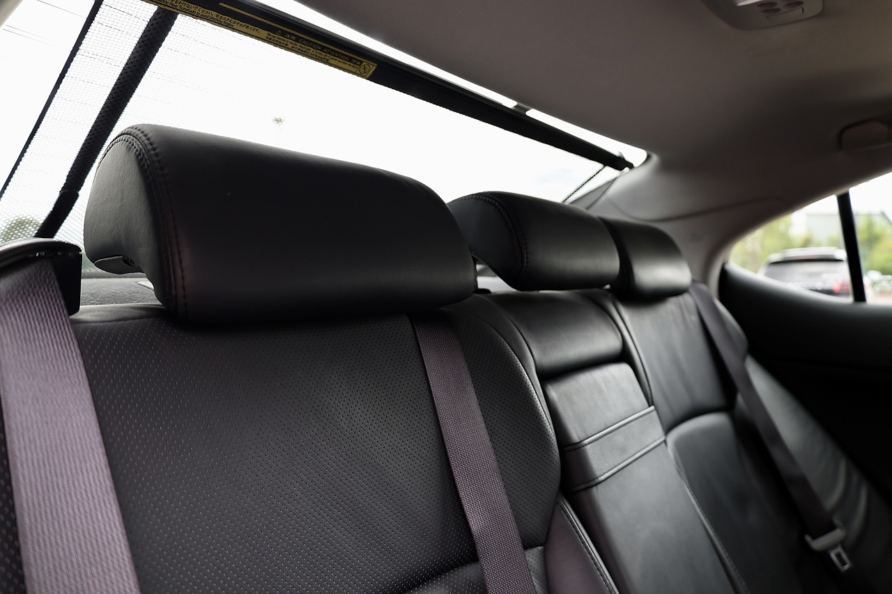 Lexus IS 250 SE-L Glass Sunroof + High Spec + Just Serviced by Lexus - Large 9