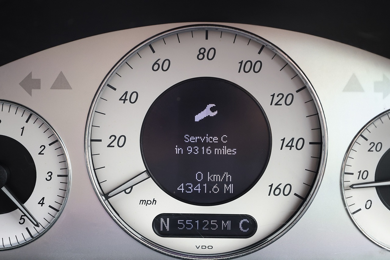 Mercedes-Benz E280 Avantgarde Rare Model + Just Serviced by MB Dealer + ULEZ - Large 19