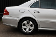 Mercedes-Benz E280 Avantgarde Rare Model + Just Serviced by MB Dealer + ULEZ - Thumb 22