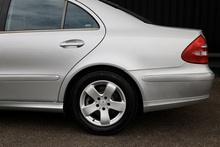 Mercedes-Benz E280 Avantgarde Rare Model + Just Serviced by MB Dealer + ULEZ - Thumb 31