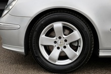 Mercedes-Benz E280 Avantgarde Rare Model + Just Serviced by MB Dealer + ULEZ - Thumb 34