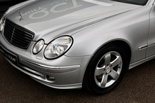 Mercedes-Benz E280 Avantgarde Rare Model + Just Serviced by MB Dealer + ULEZ - Thumb 29