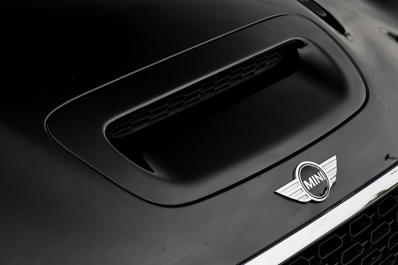 MINI Cooper S Convertiblw £4,500 Extras + CHILI Pack + Heated Leather + Harmon Kardon Image 15