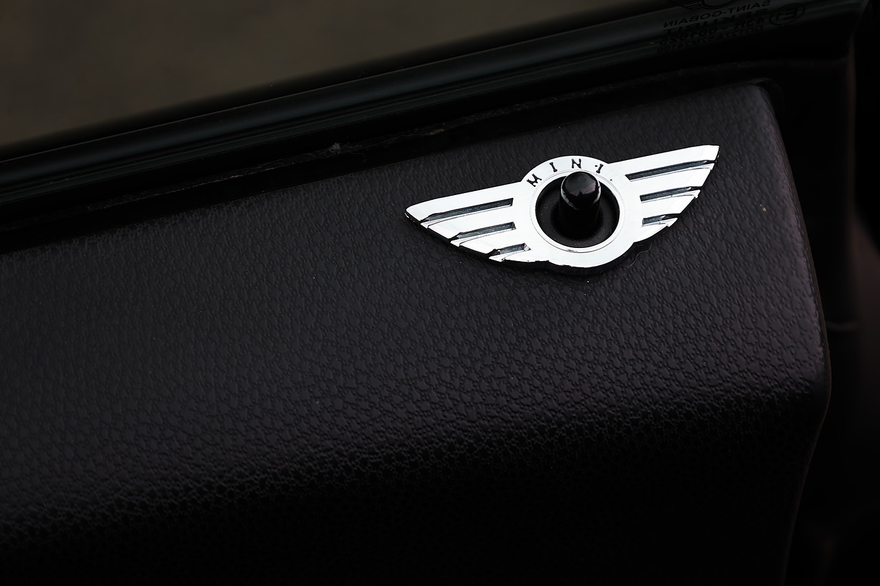 MINI Cooper S Convertiblw £4,500 Extras + CHILI Pack + Heated Leather + Harmon Kardon - Large 21