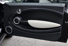 MINI Cooper S Convertiblw £4,500 Extras + CHILI Pack + Heated Leather + Harmon Kardon - Thumb 22
