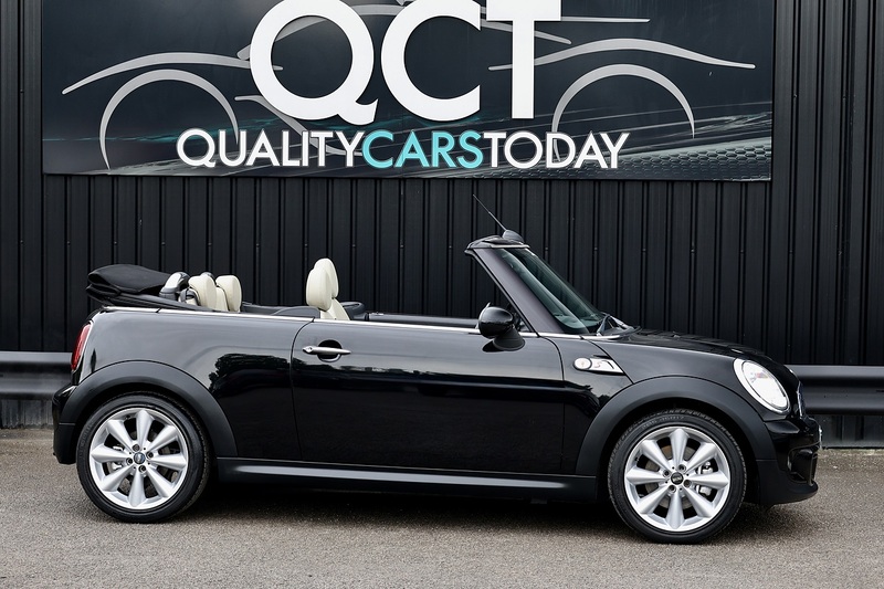 MINI Cooper S Convertiblw £4,500 Extras + CHILI Pack + Heated Leather + Harmon Kardon Image 5
