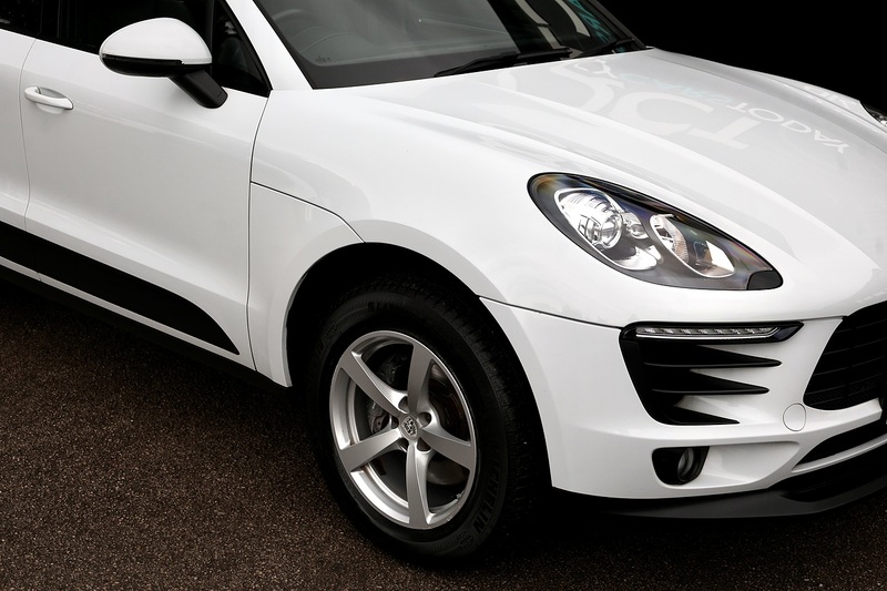 Porsche Macan 1 Lady Owner + Pano Roof + Reverse Camera Image 22