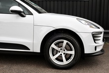 Porsche Macan 1 Lady Owner + Pano Roof + Reverse Camera - Thumb 21