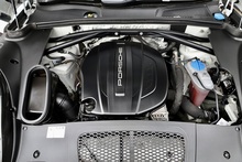 Porsche Macan 1 Lady Owner + Pano Roof + Reverse Camera - Thumb 24