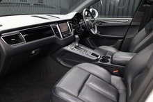 Porsche Macan 1 Lady Owner + Pano Roof + Reverse Camera - Thumb 2