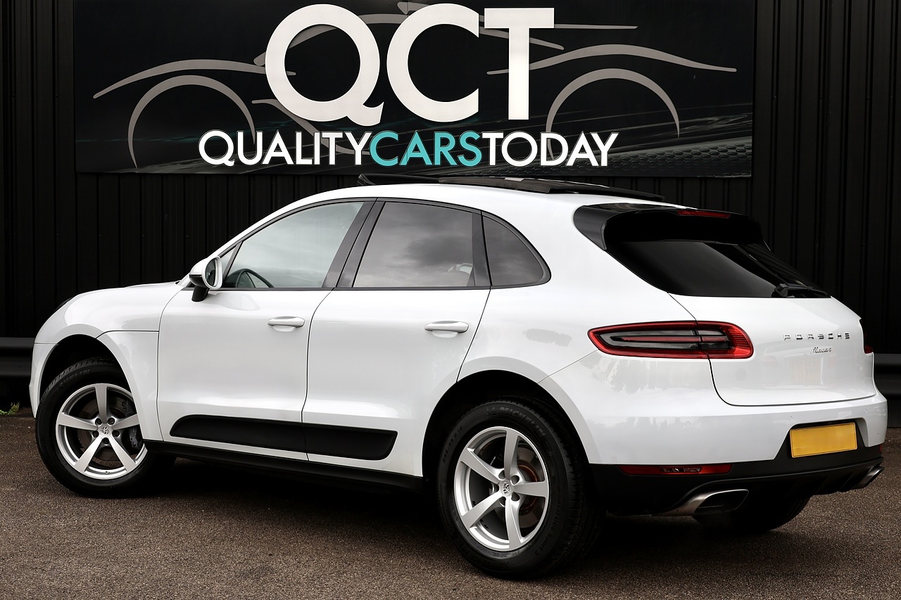 Porsche Macan 1 Lady Owner + Pano Roof + Reverse Camera - Large 5