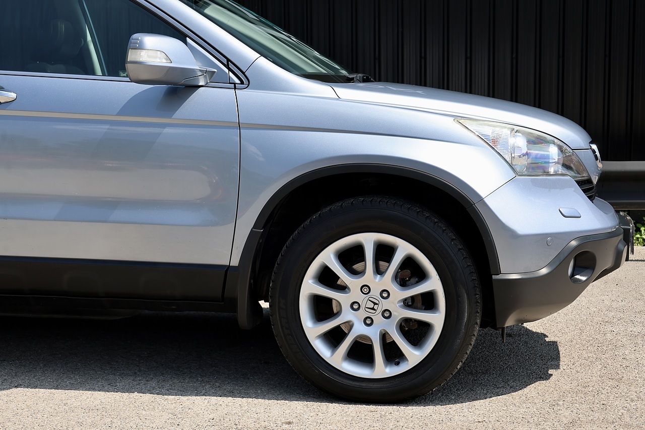 Honda CR-V EX 2 Former Keepers + 17 Services + Pano Roof - Large 19