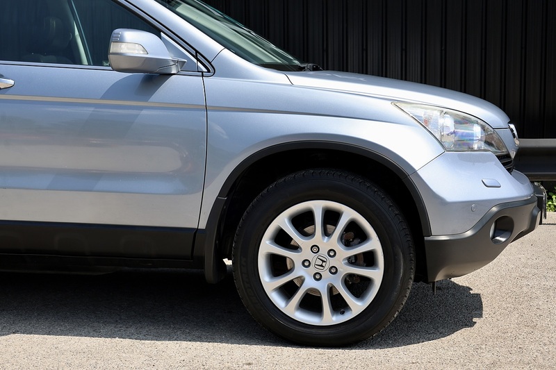 Honda CR-V EX 2 Former Keepers + 17 Services + Pano Roof Image 19