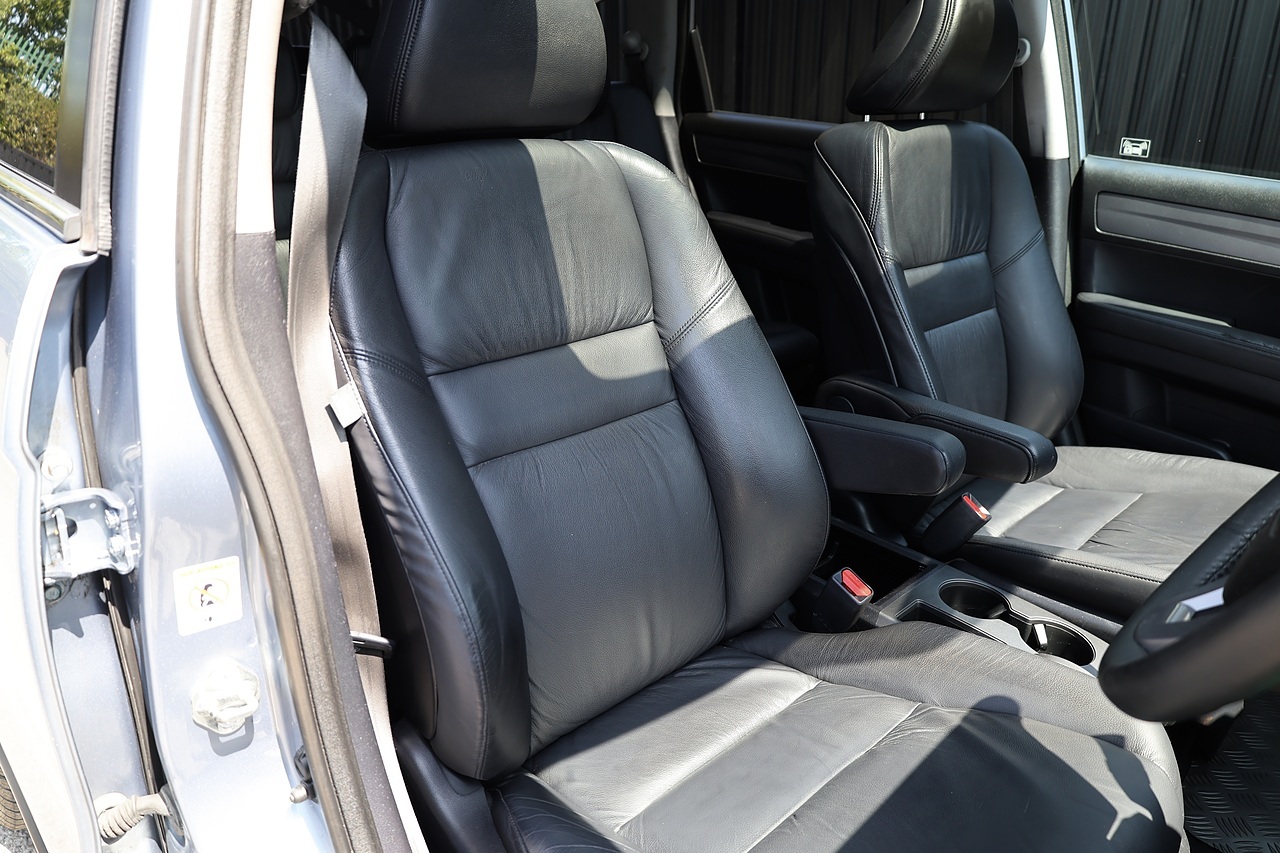 Honda CR-V EX 2 Former Keepers + 17 Services + Pano Roof - Large 25