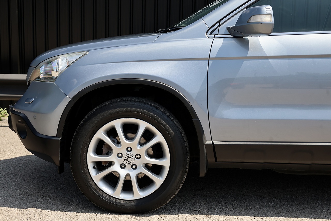 Honda CR-V EX 2 Former Keepers + 17 Services + Pano Roof - Large 30
