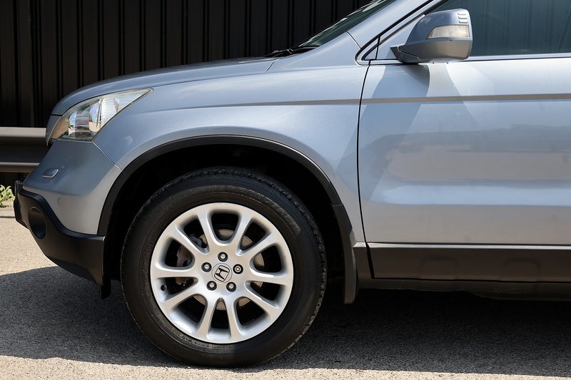 Honda CR-V EX 2 Former Keepers + 17 Services + Pano Roof Image 30