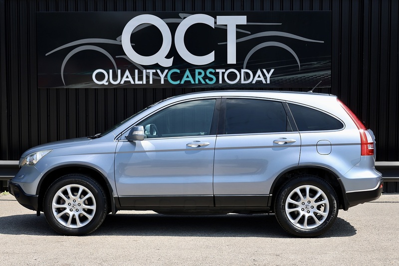 Honda CR-V EX 2 Former Keepers + 17 Services + Pano Roof Image 1