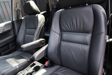 Honda CR-V EX 2 Former Keepers + 17 Services + Pano Roof - Thumb 10