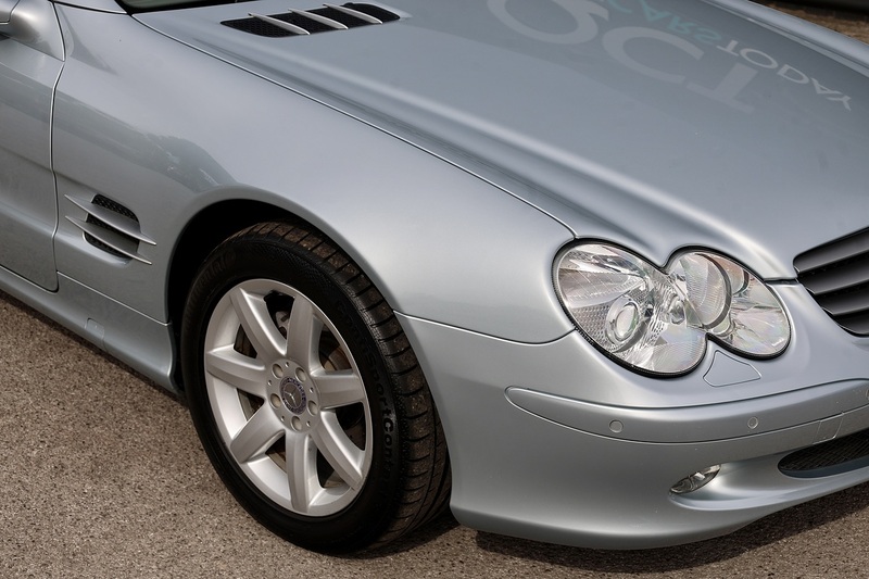Mercedes-Benz SL 350 3 Former Keepers + Just Serviced by MB Image 31