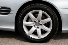 Mercedes-Benz SL 350 3 Former Keepers + Just Serviced by MB - Thumb 36