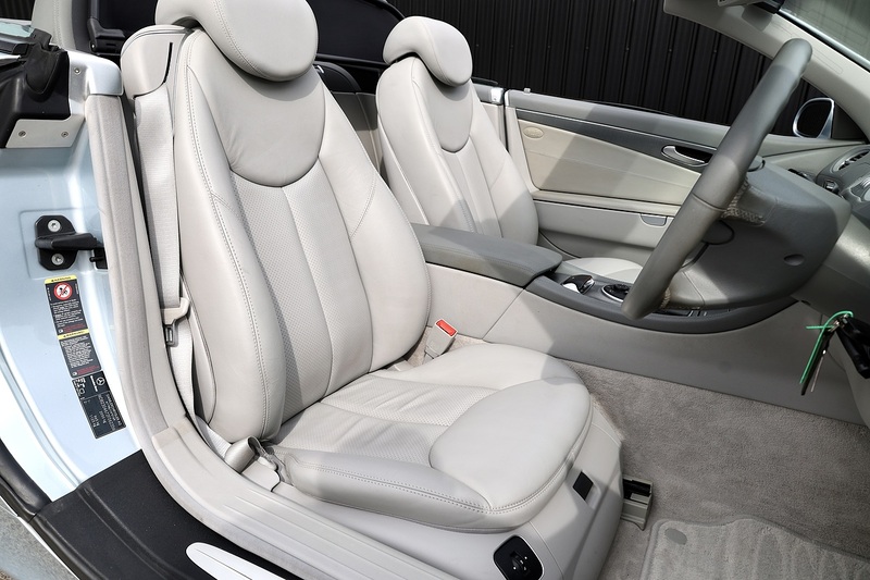 Mercedes-Benz SL 350 3 Former Keepers + Just Serviced by MB Image 8