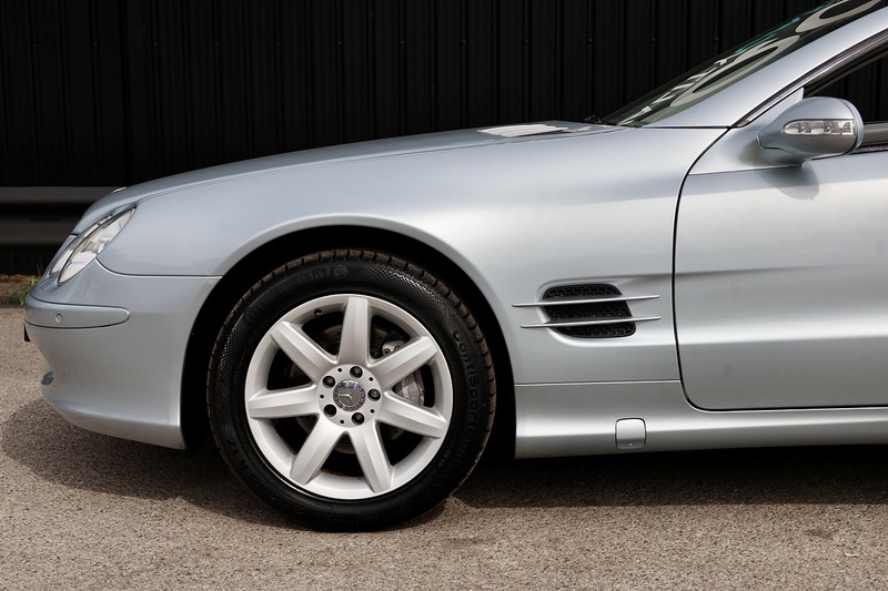 Mercedes-Benz SL 350 3 Former Keepers + Just Serviced by MB Image 33
