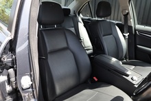 Mercedes-Benz C200 CDI Exec SE Auto 2 Former Keepers + Full Service History - Thumb 25