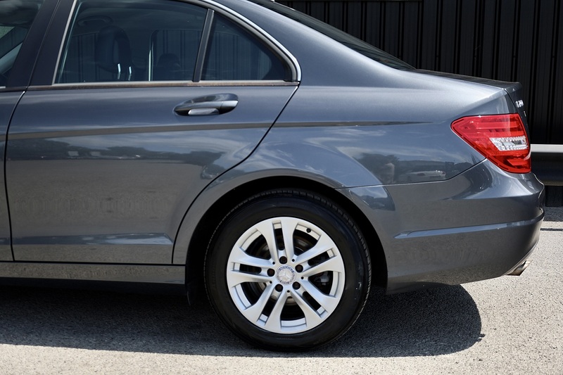 Mercedes-Benz C200 CDI Exec SE Auto 2 Former Keepers + Full Service History Image 33