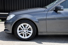 Mercedes-Benz C200 CDI Exec SE Auto 2 Former Keepers + Full Service History - Thumb 32