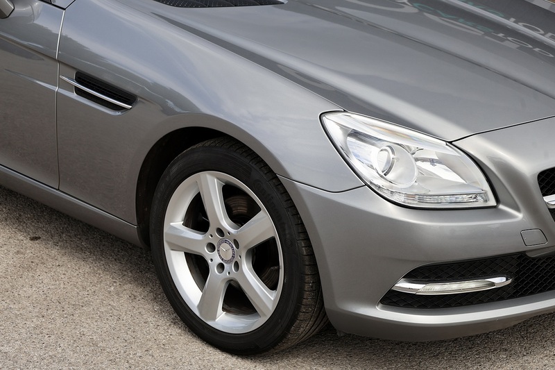 Mercedes-Benz SLK Fully Documented Service History + COMAND + Heated Seats Image 16