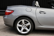 Mercedes-Benz SLK Fully Documented Service History + COMAND + Heated Seats - Thumb 14