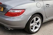 Mercedes-Benz SLK Fully Documented Service History + COMAND + Heated Seats - Thumb 13