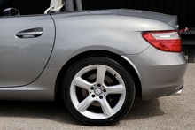 Mercedes-Benz SLK Fully Documented Service History + COMAND + Heated Seats - Thumb 22