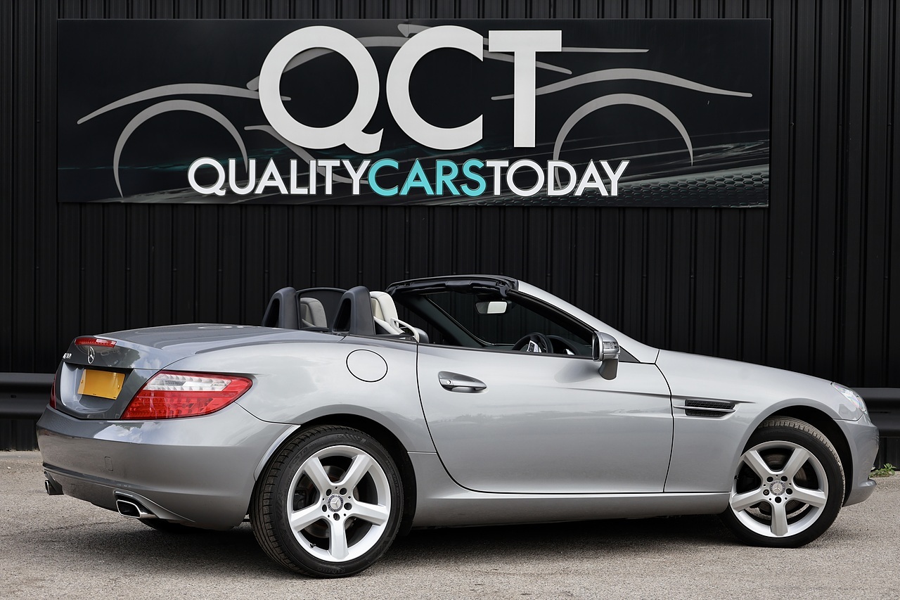 Mercedes-Benz SLK Fully Documented Service History + COMAND + Heated Seats - Large 8