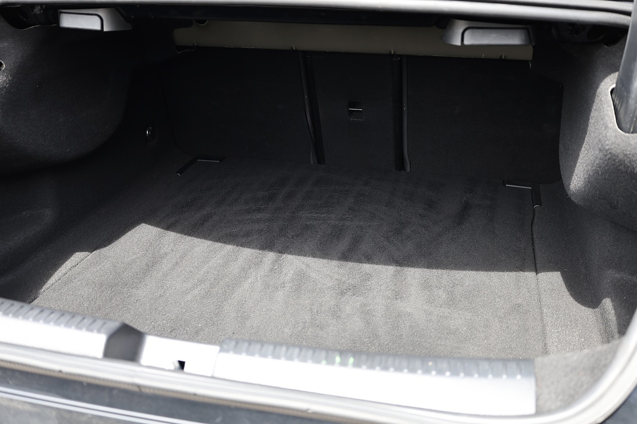 Mercedes-Benz CLA 220d AMG Line Premium Plus 1 Former Keeper + Full Service History - Large 27