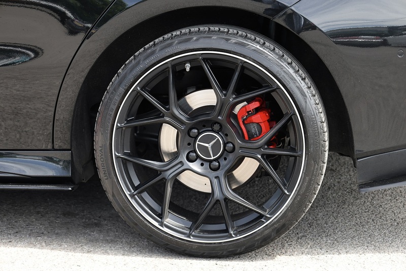 Mercedes-Benz CLA 220d AMG Line Premium Plus 1 Former Keeper + Full Service History Image 32