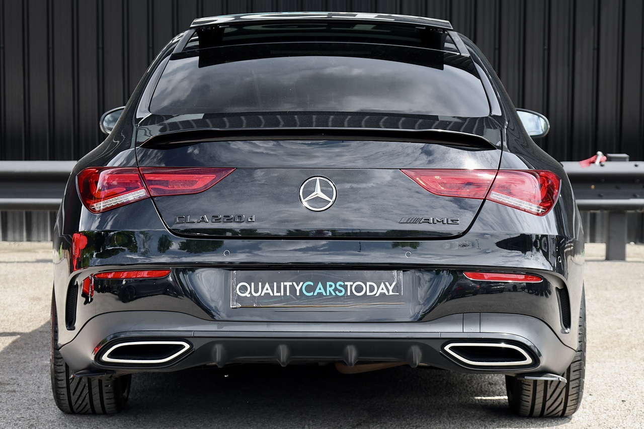 Mercedes-Benz CLA 220d AMG Line Premium Plus 1 Former Keeper + Full Service History - Large 4
