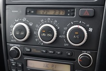 Lexus IS 200 SE Navigator UK Supplied + 1 Former Keeper + Lexus Service June 26 - Thumb 15