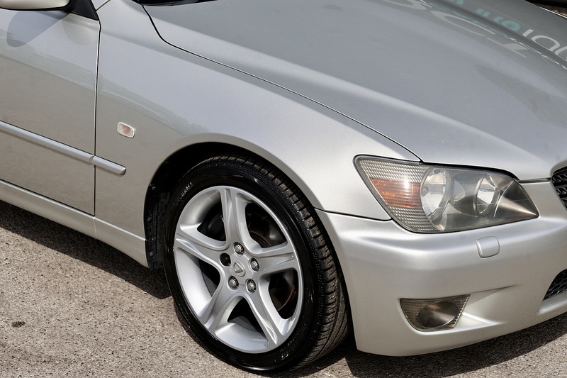 Lexus IS 200 SE Navigator UK Supplied + 1 Former Keeper + Lexus Service June 26 Image 23