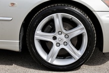 Lexus IS 200 SE Navigator UK Supplied + 1 Former Keeper + Lexus Service June 26 - Thumb 35