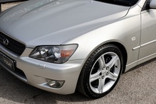 Lexus IS 200 SE Navigator UK Supplied + 1 Former Keeper + Lexus Service June 26 - Thumb 30