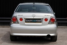 Lexus IS 200 SE Navigator UK Supplied + 1 Former Keeper + Lexus Service June 26 - Thumb 4