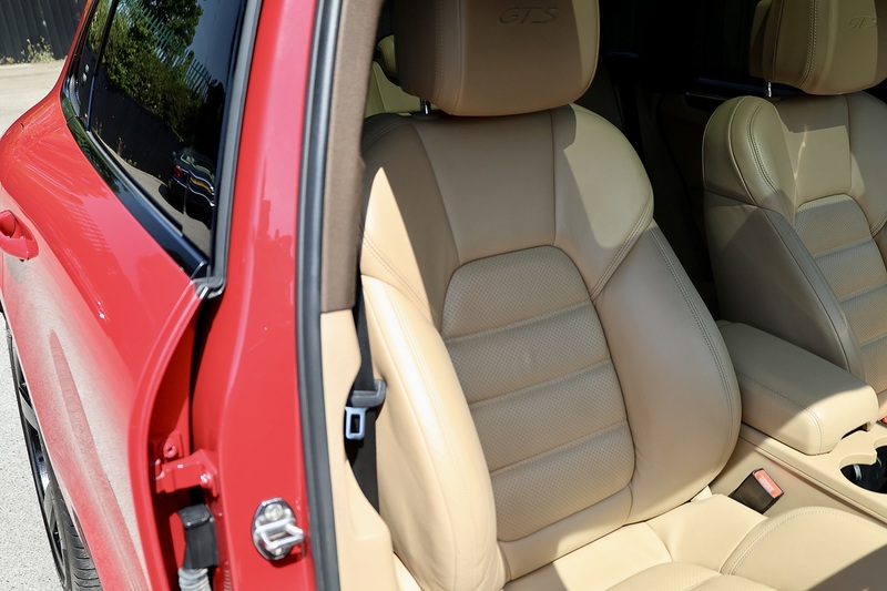 Porsche Macan GTS 2 Former Keepers + Huge / Rare Spec Image 31