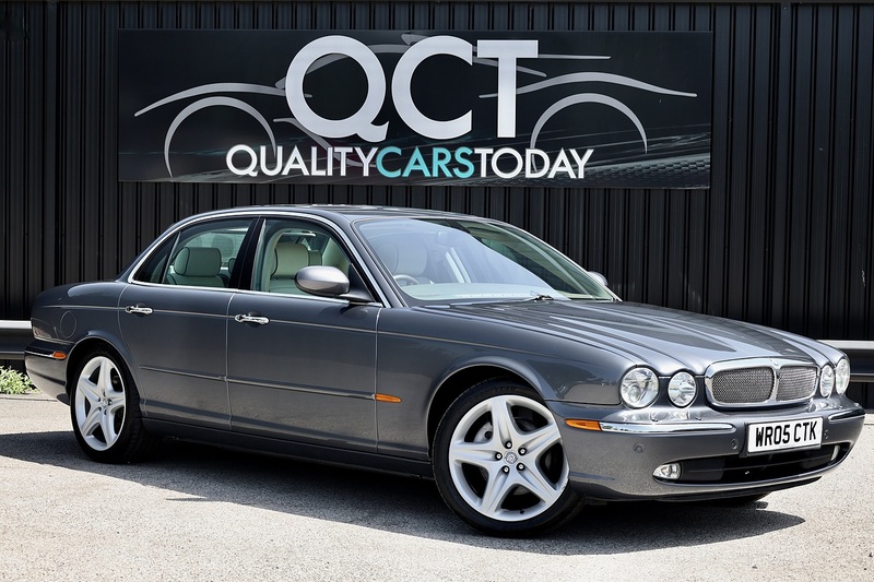 Jaguar XJ8 4.2 V8 Sovereign UK Supplied + Comprehensive History + Exceptional Condition Image 0